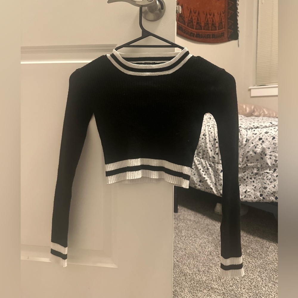black knit cropped sweater
